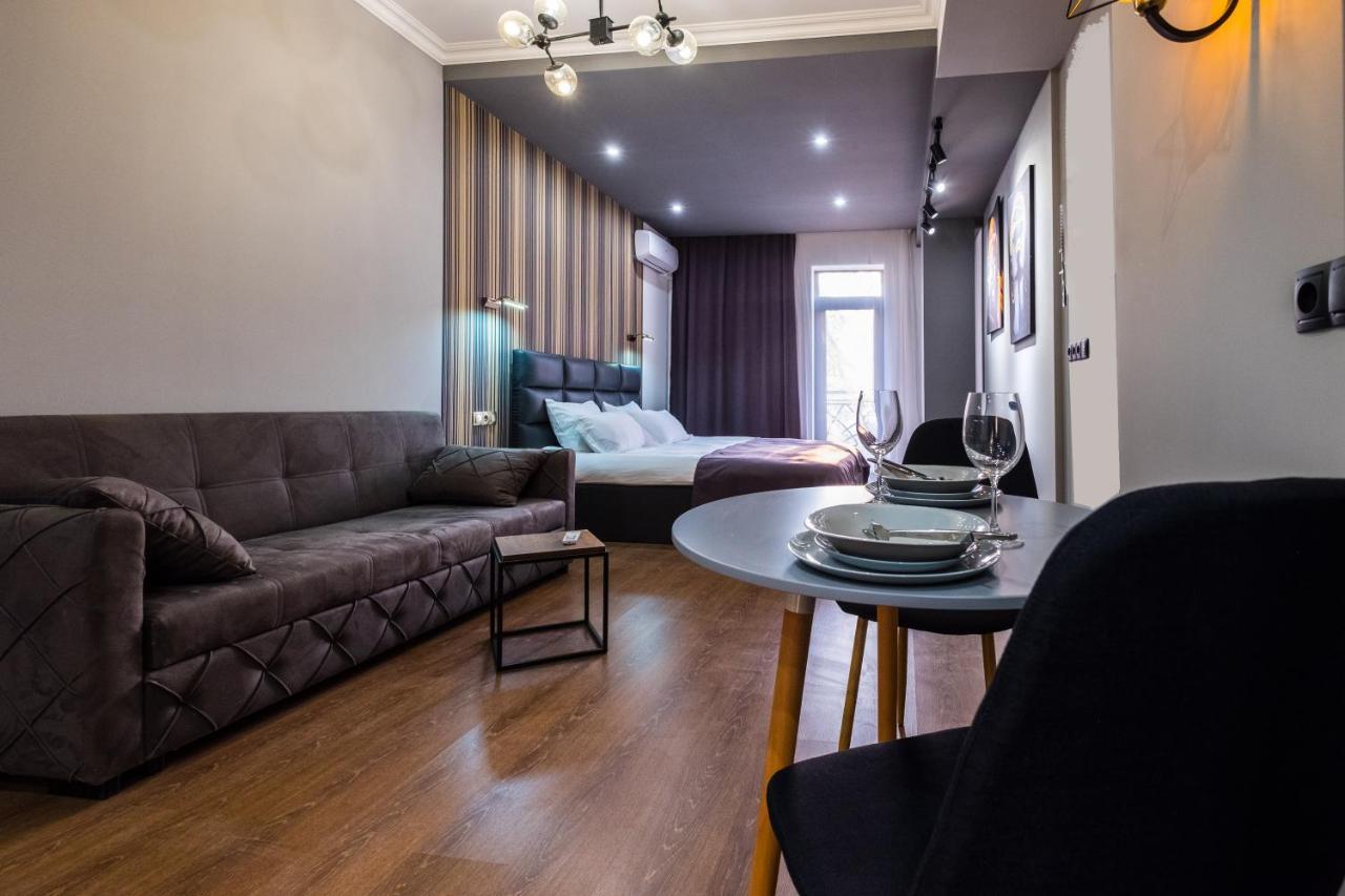 Iren River Side Apartments Tbilisi Ngoại thất bức ảnh