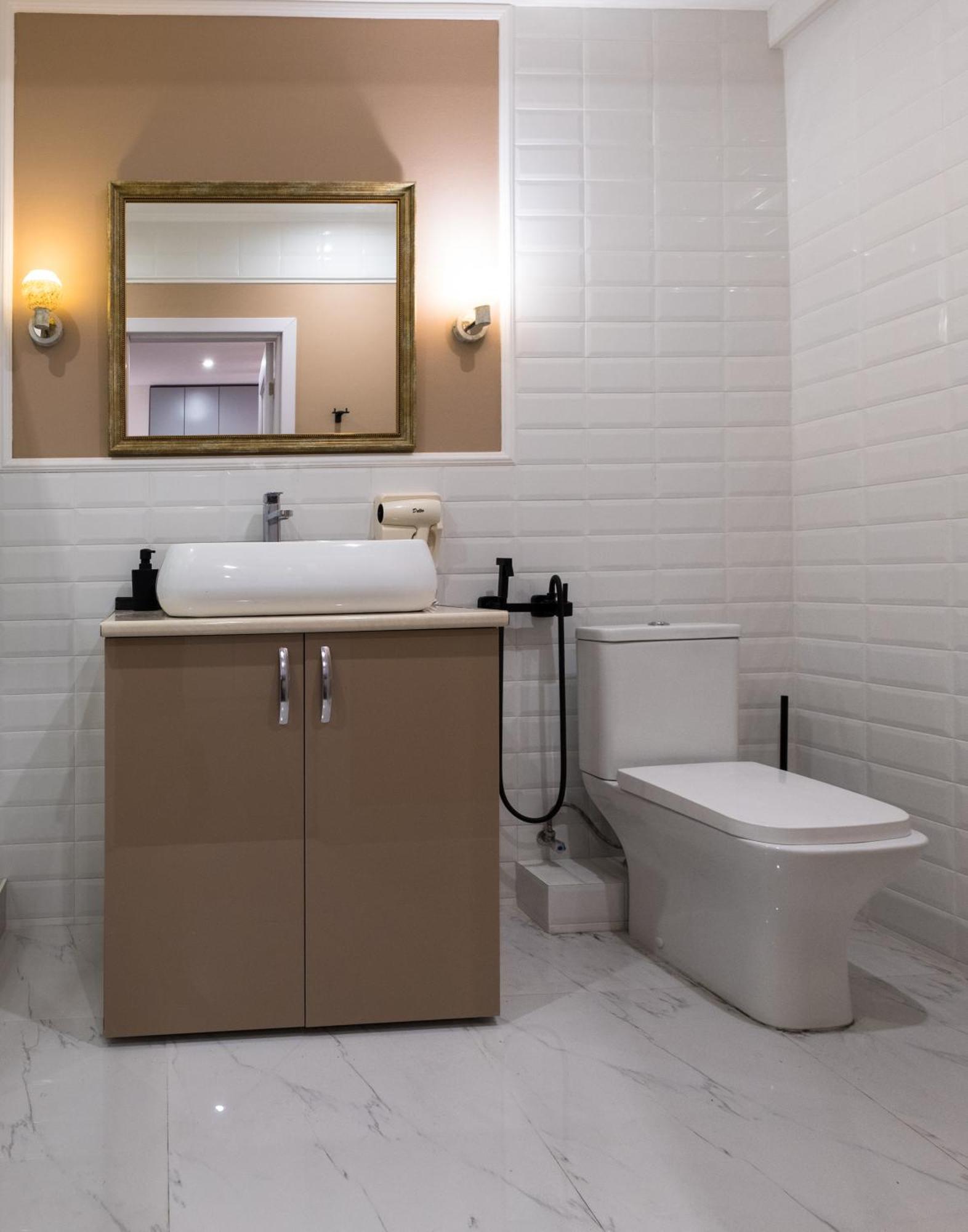Iren River Side Apartments Tbilisi Ngoại thất bức ảnh
