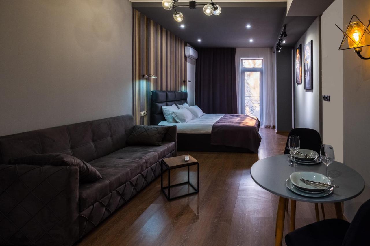Iren River Side Apartments Tbilisi Ngoại thất bức ảnh