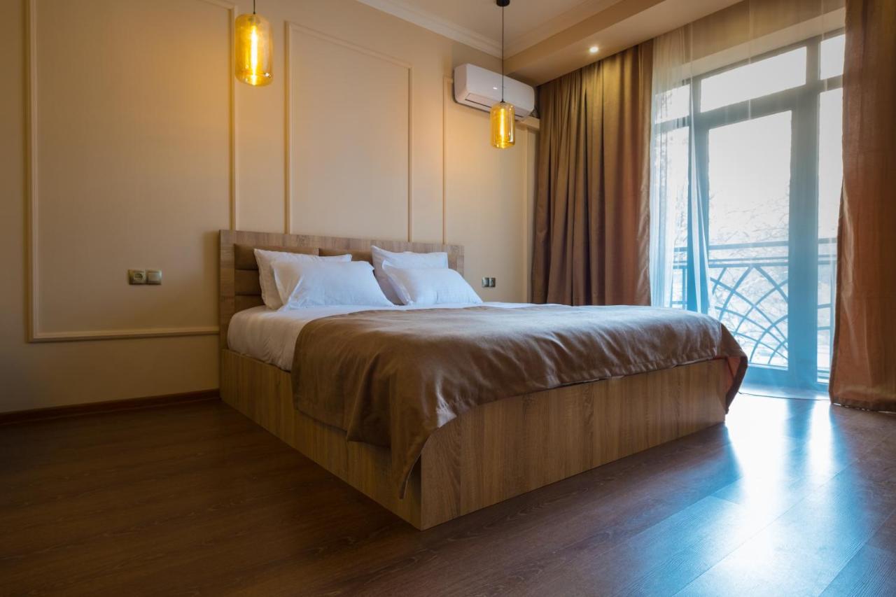 Iren River Side Apartments Tbilisi Ngoại thất bức ảnh